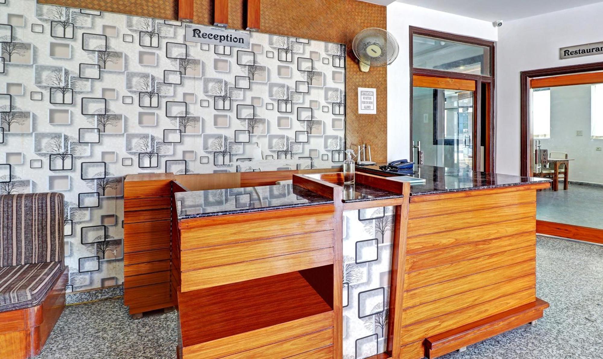 Hotel The Golden Bird Agra  Dış mekan fotoğraf