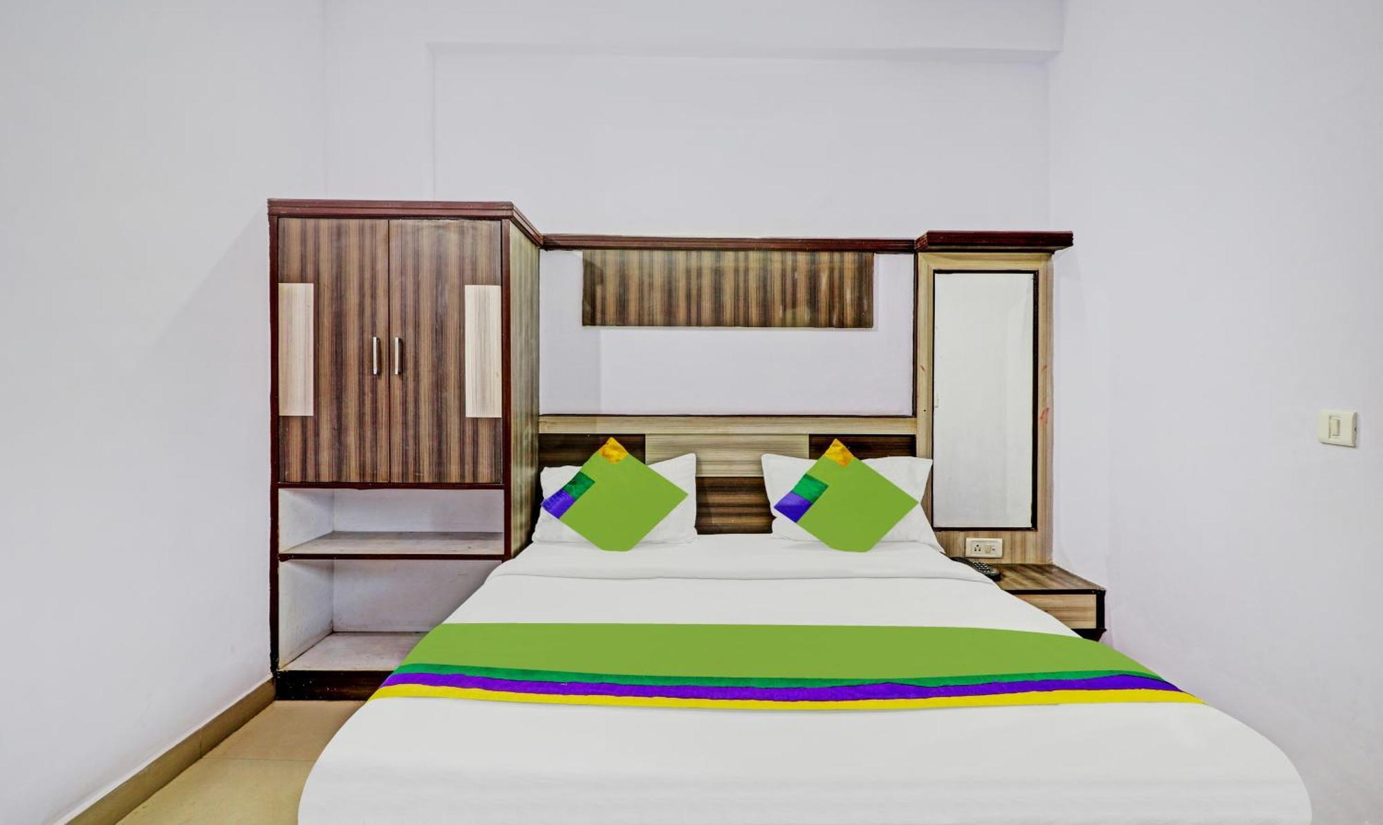 Hotel The Golden Bird Agra  Dış mekan fotoğraf