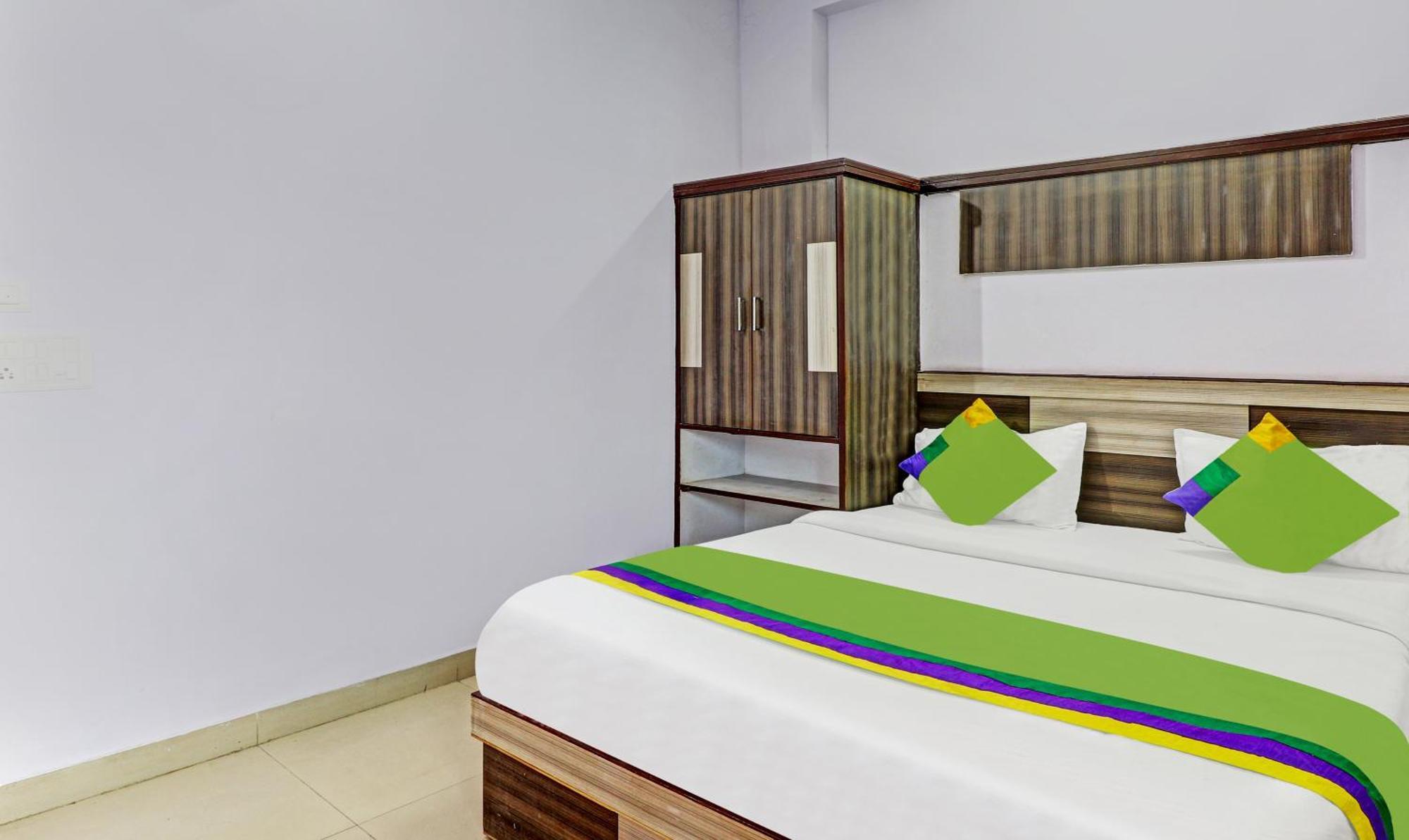 Hotel The Golden Bird Agra  Dış mekan fotoğraf