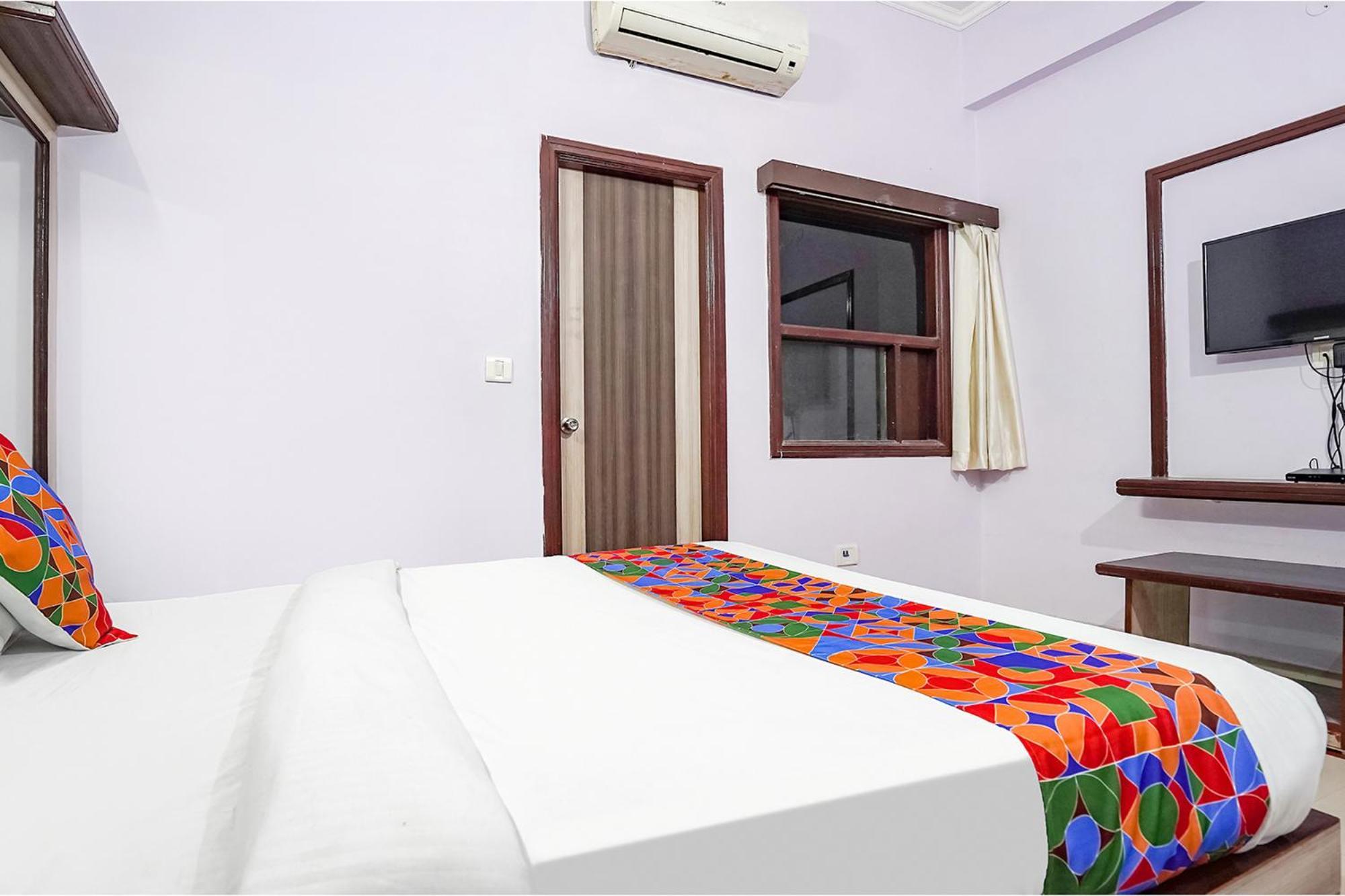 Hotel The Golden Bird Agra  Dış mekan fotoğraf